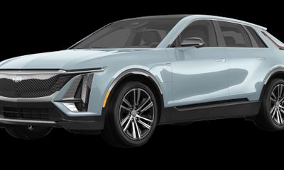 2024 Cadillac Lyriq LUX 1