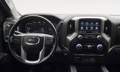 2021 GMC Sierra Elevation