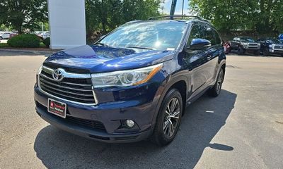 2016 Toyota Highlander Base Hybrid