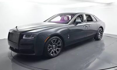 2023 Rolls-Royce Ghost Black Badge