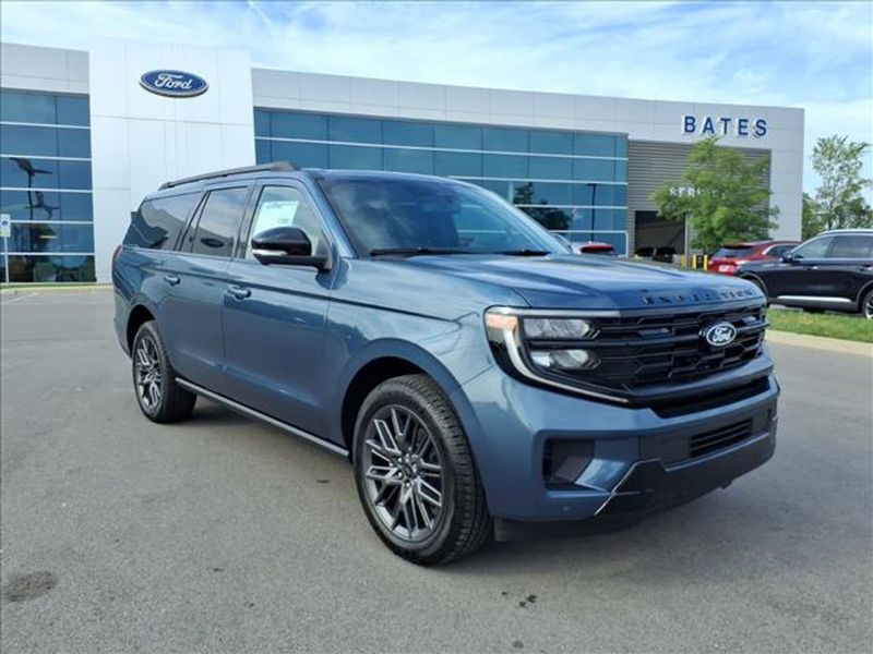 Representative 2027 Ford Expedition MAX photo