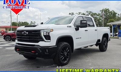 2026 Chevrolet Silverado HD LT