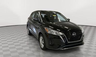 2025 Nissan Kicks Play S