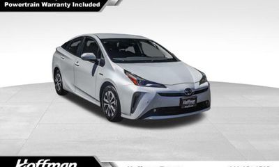 2022 Toyota Prius LE