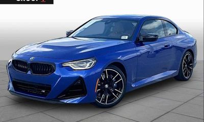 2025 BMW M240i