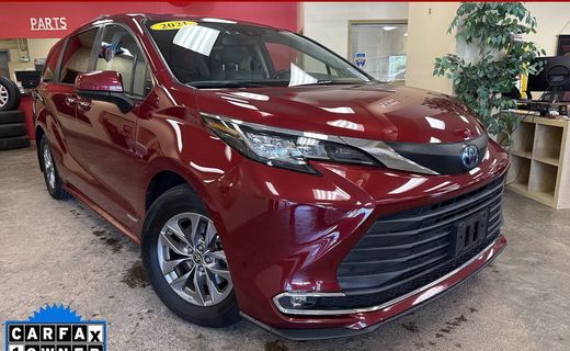 2021 Toyota Sienna XLE