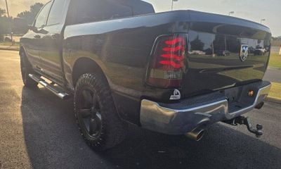 2015 Ram 1500 SLT