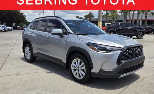2024 Toyota Corolla Cross LE
