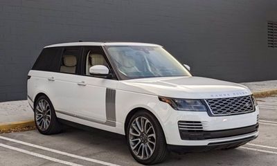 2021 Land Rover Range P525 Autobiography