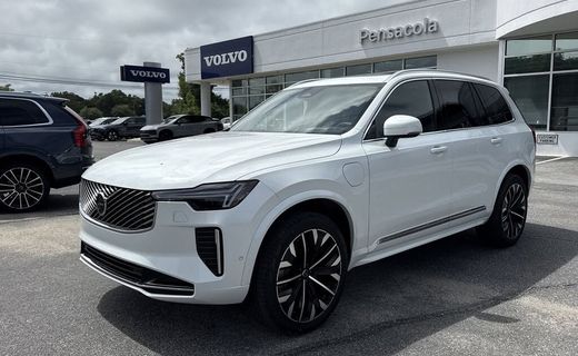 2026 Volvo XC90 Ultra Bright