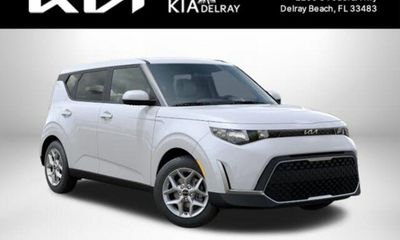 2024 Kia Soul LX S