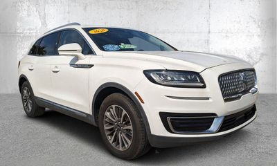 2020 Lincoln Nautilus Standard