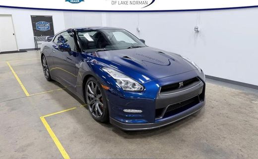 2014 Nissan GT-R Premium
