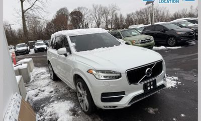 2018 Volvo XC90 Momentum