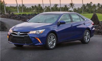 2015 Toyota Camry Hybrid