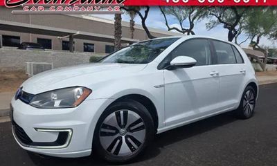 2016 Volkswagen E-Golf SE
