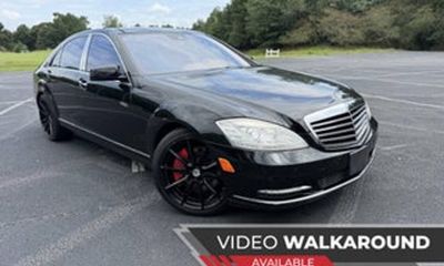 2013 Mercedes-Benz S-Class S550V