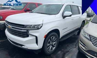 2022 Chevrolet Suburban LT
