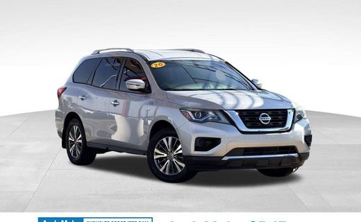 2020 Nissan Pathfinder S