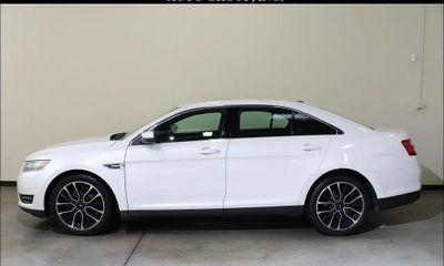 2019 Ford Taurus SEL