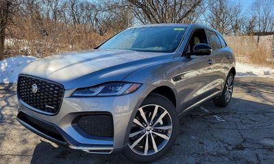 2025 Jaguar F-Pace P250 R Dynamic