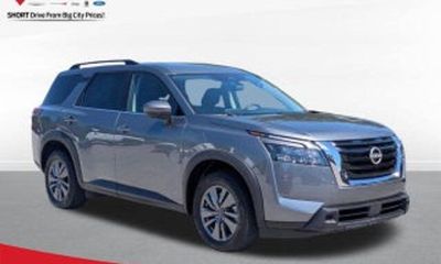 2024 Nissan Pathfinder S