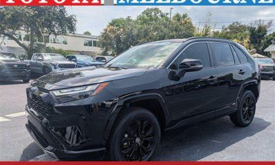 2023 Toyota RAV4 SE
