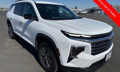 2024 Chevrolet Traverse LT