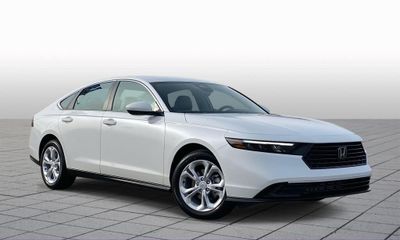 2025 Honda Accord LX