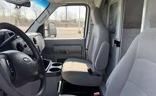 2019 Ford E-350 Econoline