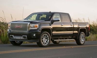 2015 GMC Sierra Denali