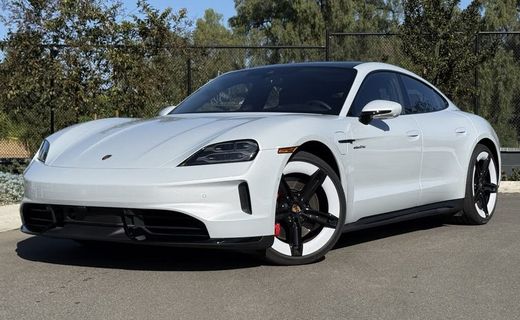 2025 Porsche Taycan GTS