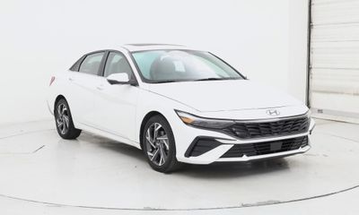 2024 Hyundai Elantra Limited