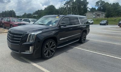 2019 Cadillac Escalade ESV Luxury