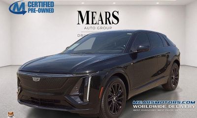 2024 Cadillac Lyriq Sport 1