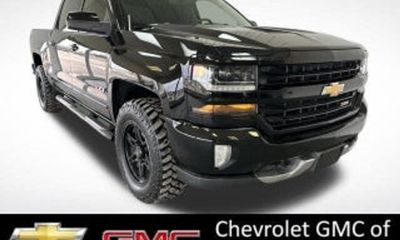 2020 Chevrolet Silverado Trail Boss Custom