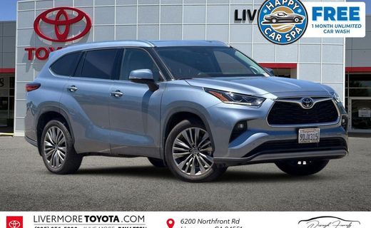 2022 Toyota Highlander Platinum