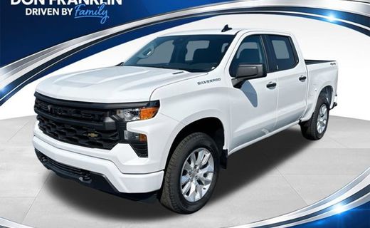 2026 Chevrolet Silverado Custom