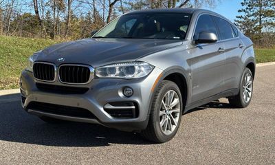 2015 BMW X6 xDrive50i