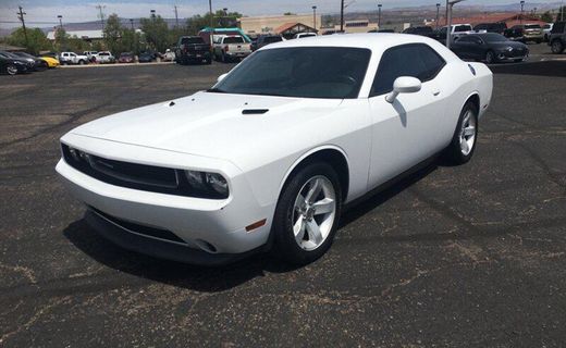 2013 Dodge Challenger Base