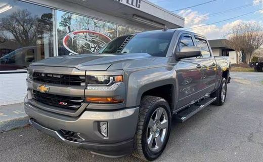 2017 Chevrolet Silverado LT