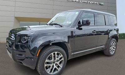 2026 Land Rover Defender 110 X Dynamic