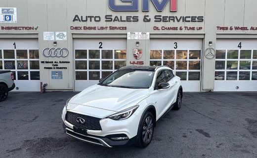 2017 Infiniti QX30 Premium