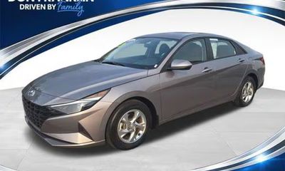 2023 Hyundai Elantra SE