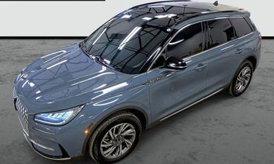 2025 Lincoln Corsair Premiere