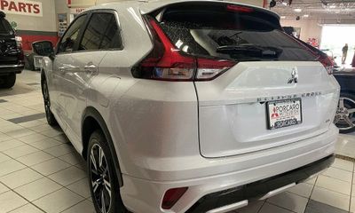 2023 Mitsubishi Eclipse Cross SE SEL SKY