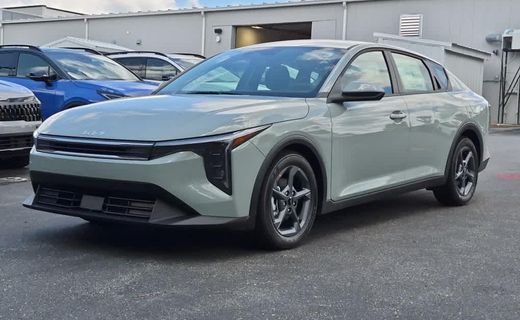 2026 Kia K4