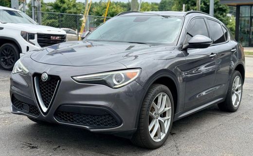 2018 Alfa Romeo Stelvio Sport