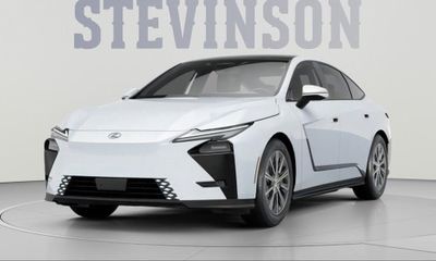 2026 Lexus ES 500E Premium