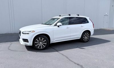2023 Volvo XC90